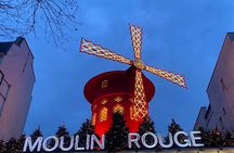 Visit of Montmartre with a treasure hunt