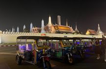 Tuk-tuk Private Tour in Bangkok by Night with Chinatown meal