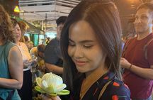 Tuk-tuk Private Tour in Bangkok by Night with Chinatown meal