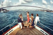 Istanbul Bosphorus Boat Cruise Tour ( MORNİNG or SUNSET )