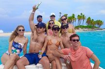 Private 4-Hour Rose Island charter Snorkeling Turtles & Beaching