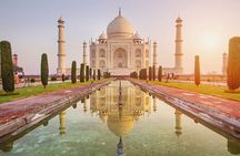 Taj Mahal Tour by Gatimaan Train