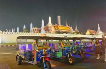Tuk-tuk Private Tour in Bangkok by Night with Chinatown meal