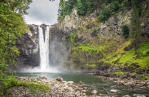 Visit Snoqualmie and Hike to Twin Falls (Transportation included)