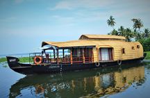 Alleppey Village and Canal Cruise in Houseboat from Kochi.