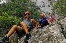 Hiking Climbing And Rappelling In The Eaglets Nest