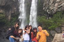 Jeju Island private taxi tour-waterfalls & Oedolgae & Jusangjeoli