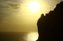 Uluwatu Sunset Kecak Dance & Jimbaran Seafood Dinner in Bali