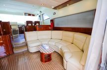 Luxury Shared Yacht Tour in Dubai Marina with Food