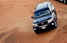 Evening Desert Safari Tour With Live Enterterment And BBQ Dinner