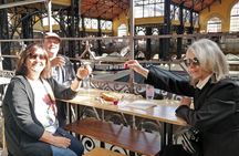 2-Hour Private Market Tour in Budapest With Free Tastings