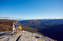 Blue Mountains Small Group Tour with Lunch, Zoo and Scenic World