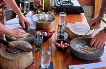 Private Balinese Cooking Class in Ubud at Santika's Home 