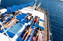 Bodrum Private Gulet Cruise with a Mediterranean Lunch