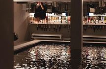 private groupe explore hidden bars & speakeasies in Paris