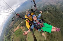 Medellin Paragliding Tour 