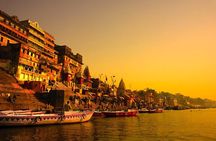 Varanasi Day Tour with Ganges Boat Ride & Evening Aarti