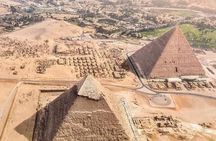 from Hurghada Day Trip to Cairo Pyramids & Sphinx 