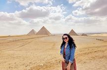 from Hurghada Day Trip to Cairo Pyramids & Sphinx 