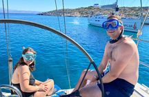  Private luxury Escape Sailing, Snorkel and Lunch Cruise