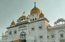 Old Delhi & Temples(Akshardham Temple and Gurudwara Bangla Sahib)