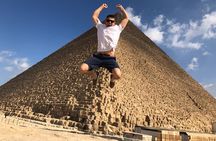 Private Giza Pyramids and Sphinx Tour with Lunch and Camel Ride