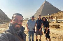 Private Giza Pyramids and Sphinx Tour with Lunch and Camel Ride