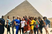 Private Giza Pyramids and Sphinx Tour with Lunch and Camel Ride