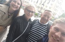 Private Tour with Tickets to the Louvre Museum & Crepes