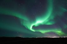 Private Northern Lights Tour with Hot Chocolate in Iceland
