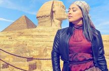 Discover the Treasures of Cairo: Small Group Tour from Hurghada