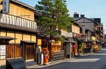 From Osaka: 10-hour Private Customizable Tour to Kyoto