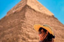 Private tour at Giza pyramids & Sphinx 