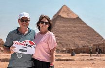 Private Tour at The Pyramids & Sphinx & The Egyptian Museum
