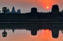 Private Full-Day Sunrise Tour in Angkor Wat Temple
