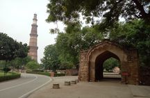 Half-Day Tour Of Qutb Minar, Humayun Tomb and Agrasen Ki Baoli 