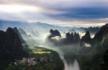 Full-Day Guilin Li-River Cruise and Yangshuo Xianggong hill Private Day Tour