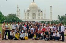Top-Rated Taj Mahal Day Tour from Delhi by Gatimaan Express