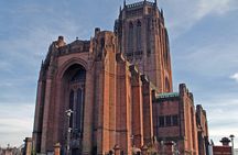 Private 4 hour bus tour: Beer, Views, History & Football in one