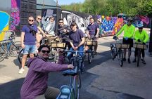 Fun Public Bike Tour in Glasgow