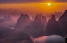 Full-day Tour: Spectacular Sunrise, Tea Plantation & Sunset