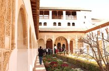 Alhambra Guided Tour, Nasrid Palaces and Generalife