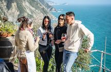  Small group Pasta and Tiramisu class in Riomaggiore