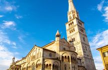 Small Group Walking Tour of Modena