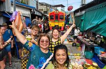 Private Tour to Railway Market and Damnoen Saduak Floating Market