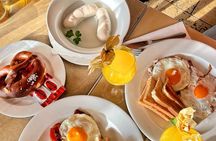 The Perfect Start: Munich PRIVATE Tour with Optional Breakfast