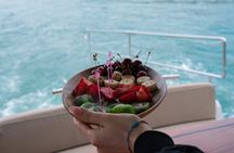 Small-Group 2 Hours Bosphorus Luxury Yacht Cruise in Istanbul 