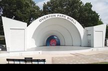 Premium Elvis Experience: City Tour with Graceland Tickets