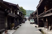 1-Day Takayama Tour: Explore Scenic Takayama and Shirakawago