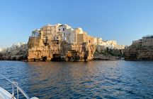 Boat excursion to Polignano a Mare between caves and coves